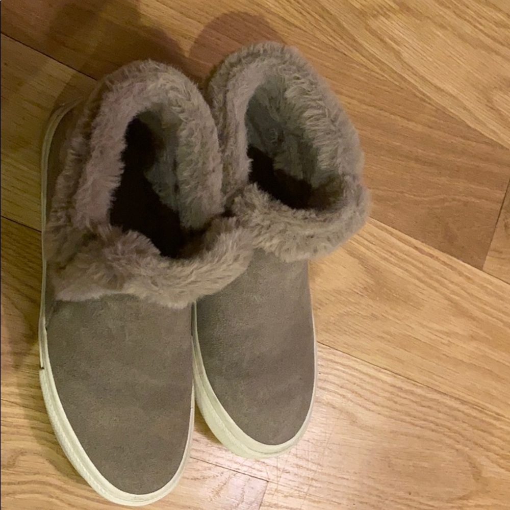 Low Fleeced Lined Boot - image 1